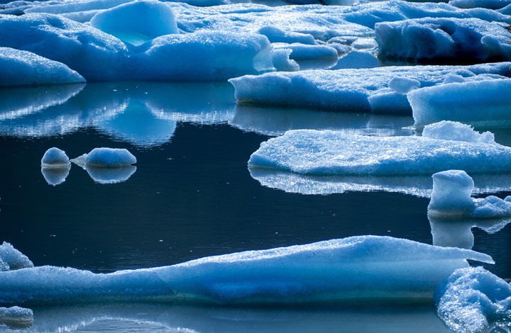 أزمة مناخية.. القطب الشمالي بلا جليد في الصيف بعد سنوات