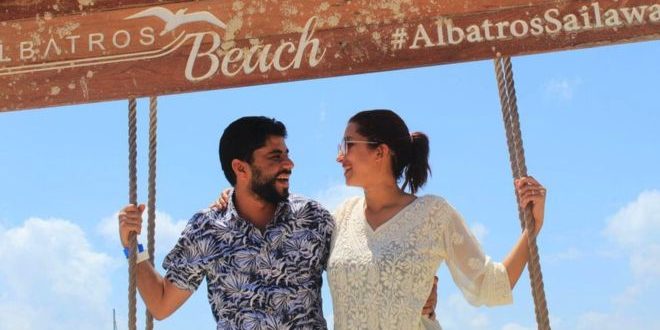 زوجان مصريان يعلَقان في شهر عسل لا ينتهي!