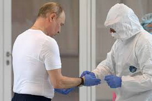 بعد إصابة رئيس الوزراء الروسي بكورونا.. بوتين يخضع لرقابة صحية مشددة‎