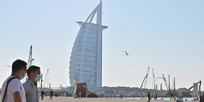 الإمارات ترفع الحظر المفروض على حركة الأفراد بسبب "كورونا"