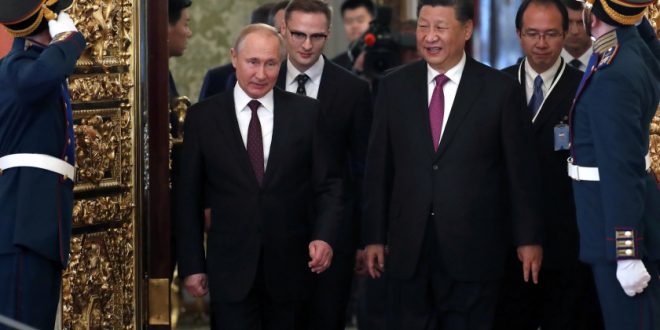 لماذا قرر بوتين التحالف مع بكين في مواجهة واشنطن؟