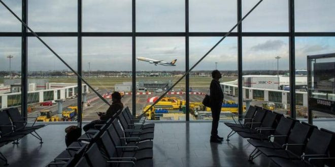 مأساة سائح.. 110 أيام في المطار بسبب كورونا