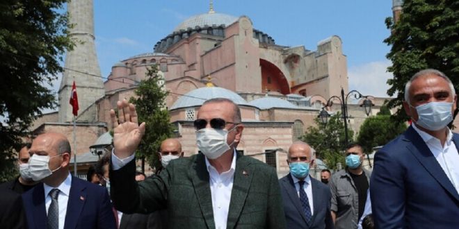 هل زادت شعبية أردوغان بعد تحويل كنيسة آيا صوفيا