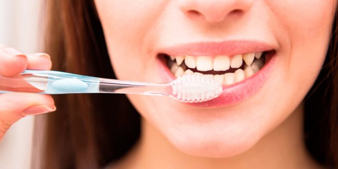 ما العلاقة بين أمراض القلب ونظافة الأسنان؟