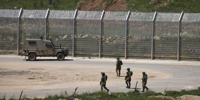 توتر على الحدود.. إسرائيل تعلن العثور على أسلحة في مناطق متاخمة للجولان المحتل