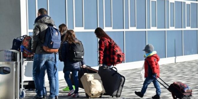 الدنمارك ترحّل لاجئين سوريين لعدة مناطق تعتبرها آمنة منها دمشق
