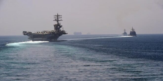 حاملة طائرات أمريكية تدخل إلى مياه الخليج