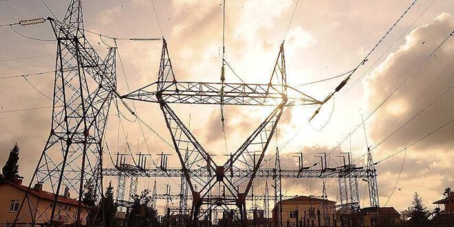 وزير الكهرباء يبشر السوريين بشتاء "مريح كهربائيا" ويكشف السبب