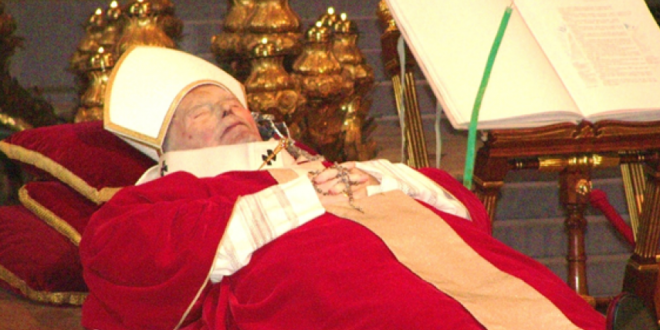 سرقة أثر من دماء القديس يوحنا بولس الثانى من كاتدرائية فى إيطاليا