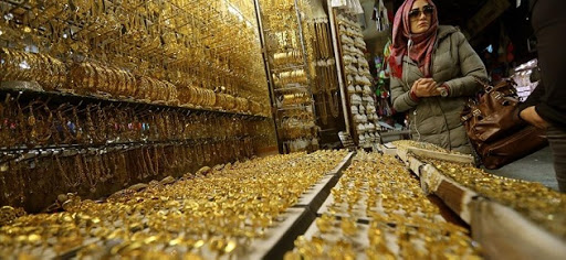 الليرة الذهبية السورية تلامس مليون ل.س