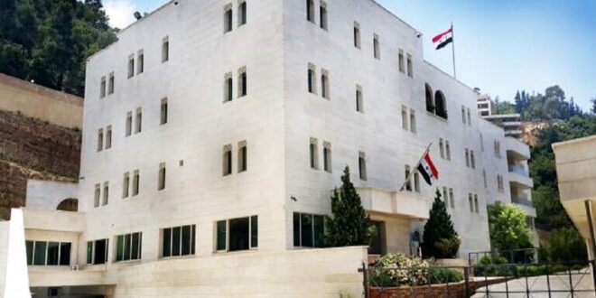 السفارة السورية بلبنان تصدر تعليمات لتسهيل زيارة السوريين المتخلفين عن الخدمة الإلزامية لسوريا