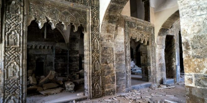 ميليشيا الجيش الوطني يسرقون كنيسة سريانية في رأس العين شمال سوريا