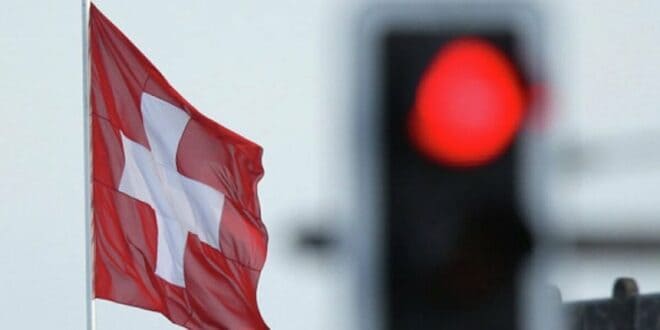وفاة الرئيس السويسري الأسبق فلافيو كوتي بعد إصابته بكورونا