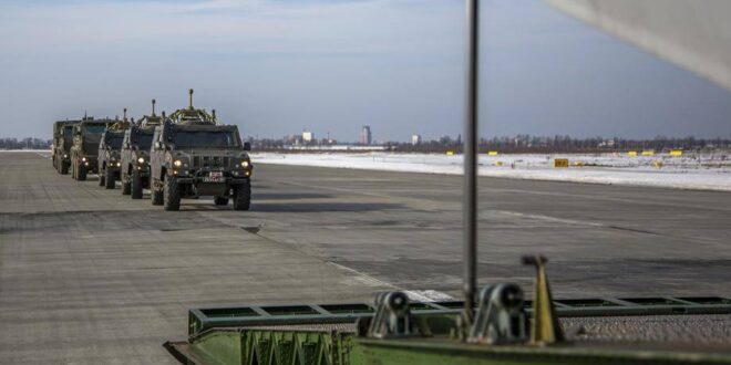 تعزيزات عسكرية روسية تصل مطار تدمر