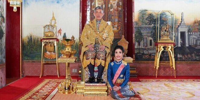 تسريب صور خاصة لعشيقة ملك تايلاند