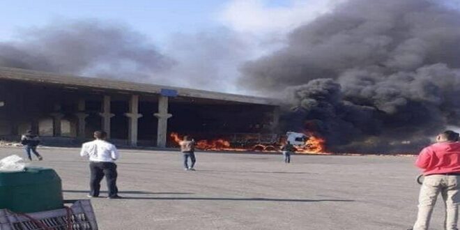 سوريا.. انفجار شاحنة في معبر نصيب الحدودي مع الأردن