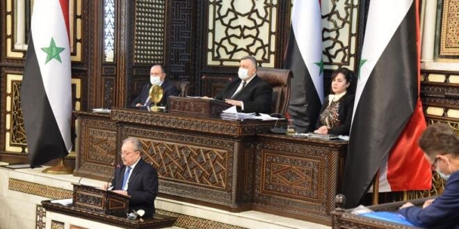 رئيس الحكومة: اعتراض 7 ناقلات نفطية كانت متجهة إلى سورية سبب توقف مصفاة بانياس
