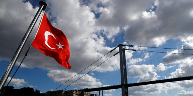 شهود عيان: تركيا تنقل مسلحين سوريين من ليبيا إلى اسطنبول