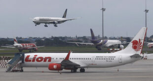 إندونيسيا تؤكد تحطم طائرة الركاب التابعة لشركة "سريويجايا" في بحر جاوة