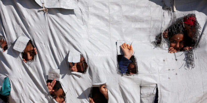 فرنسا تستعيد مجموعة أطفال من شمال شرقي سوريا