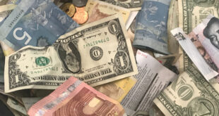خبراء يحددون العملات التي يمكن جني المكاسب من الاستثمار فيها في 2021
