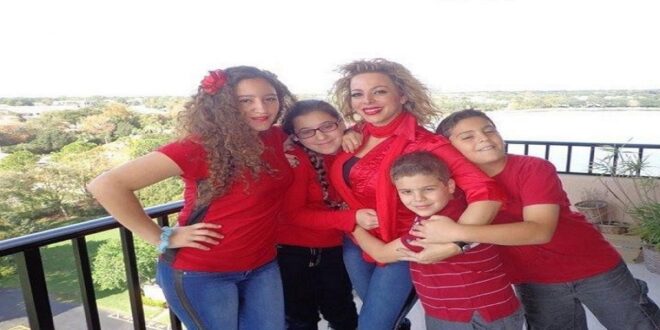 انهيار سوزان نجم الدين من البكاء بعد رؤية أبنائها لأول مرة منذ 5 سنوات