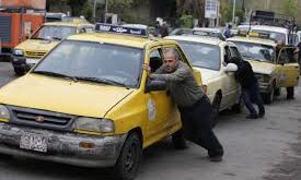 أزمة البنزين تضرب مجدداً … تخفيض حصة دمشق بنسبة 30 بالمئة وفي الريف 45 بالمئة