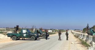 "النصرة" تقيم حواجز عسكرية لمنع خروج المدنيين من إدلب