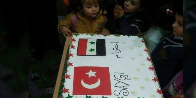 ضجة في شمال سوريا بعد ظهور العلم السوري على شحنة مساعدات تركية