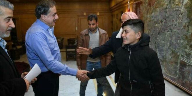 الرئيس الأسد يوجه بتكريم طفل وجد 3 ملايين ليرة وأعادها لأصحابها