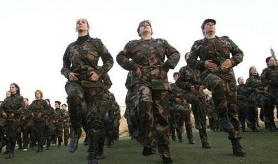 هل تلزم سوريا الفتيات بالخدمة العسكرية