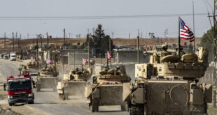القوات الأمريكية تخرج شاحنات محملة بالحبوب المسروقة من سوريا إلى شمال العراق