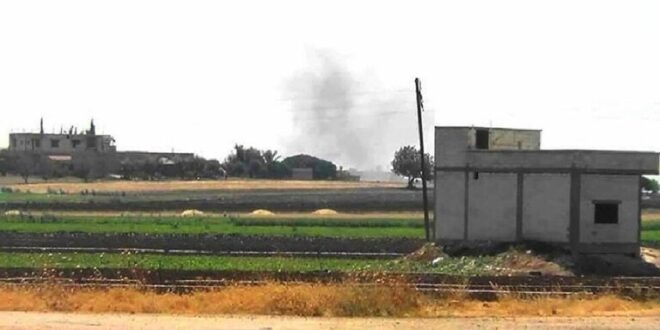 مسلحون يستهدفون بالقذائف الصاروخية شمال غرب حماة