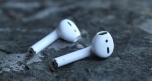 ميكروفون سماعات AirPods لا يعمل