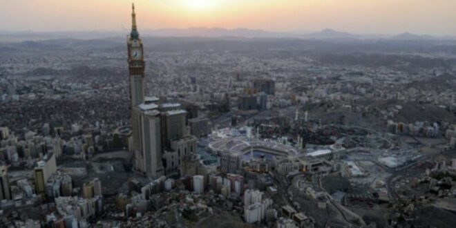 رائد فضاء ياباني ينشر صورة لمكة المكرمة من السماء