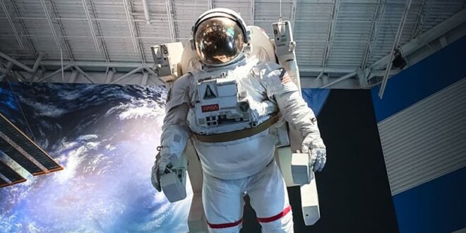 إشعاعات وجلطات دموية تعرف على أبرز المشاكل التي تواجه رواد الفضاء