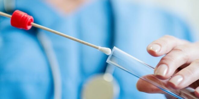 الصحة تلغي اعتماد أحد المخابر الخاصة المسموح لها إجراء PCR في دمشق