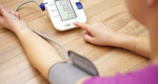 طريقة فعالّة لقياس ضغط الدم في المنزل وبدون جهاز!