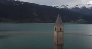 من تحت الماء.. فيديو ظهور قرية إيطالية بعد 70 عاما