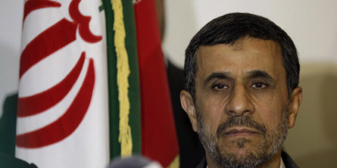 أحمدي نجاد: حمد بن خليفة آل ثاني دفع ملايين الدولارات للإفراج