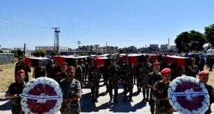 تشييع 20 شهيد مجهولي الهوية من مقاتلي الجيش السوري بعد أعوام على استشهادهم