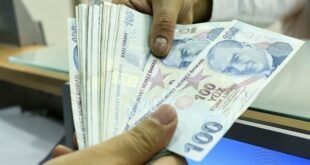 الليرة التركية تهوي بشكل مفاجئ إلى قاع غير مسبوق