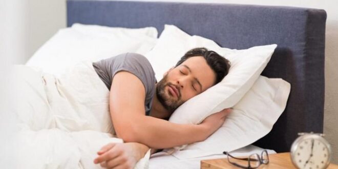 ماذا يحدث لجسمك عندما تنام