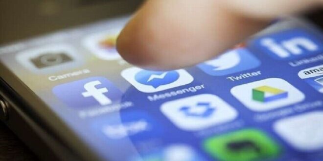 لماذا يجب التوقف عن استخدام تطبيق "فيسبوك مسنجر" حتى العام المقبل؟