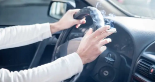 مكون خارق يخلصك من رائحة السجائر داخل سيارتك