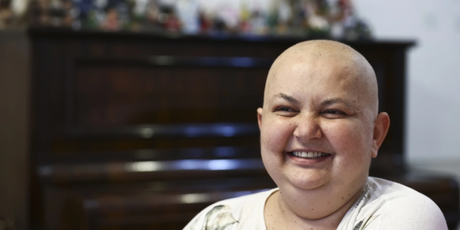 قصة سيدة تركية تغلبت على السرطان 9 مرات