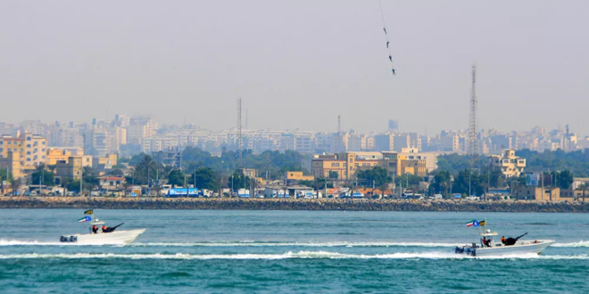 مصادر إيرانية: استهداف السفينة الإسرائيلية