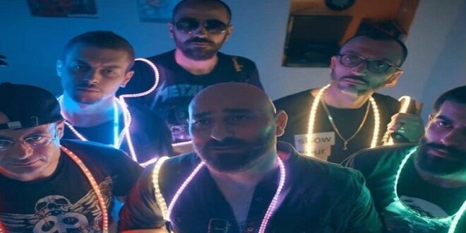 أغنية صورت على ضوء "الليدات
