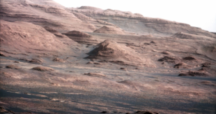صورة لسطح المريخ تثير جدلاً واسعاً في وكالة ناسا