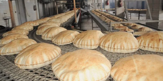 خلال ساعات.. وزير التجارة الداخلية الجديد يتراجع عن قرار إلغاء توطين الخبز وزيادة المخصصات